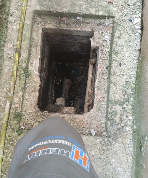 desentupidora campo comprido curitiba.